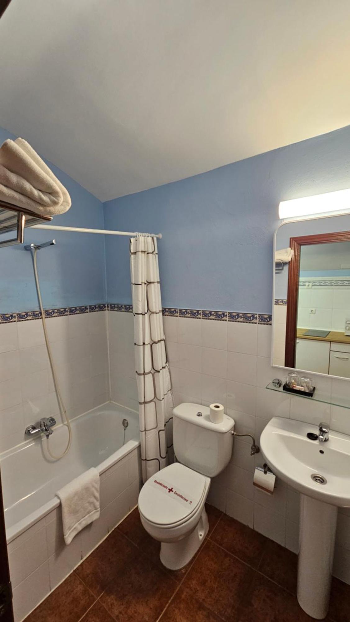 Hostal Albe Карріон-де-лос-Кондес Екстер'єр фото